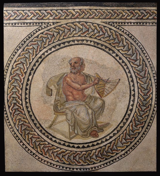 Luxuriöse Raumausstattung in antiken Trierer Wohnhäusern: Das Mosaik zeigt den griechischen Philosophen Anaximander. Foto: GDKE - Rheinisches Landesmuseum Trier, Thomas Zühmer