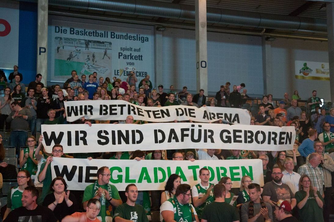 Die Fans des TBB-Nachfolgers bleiben auch in der zweitklassigen ProA treu.