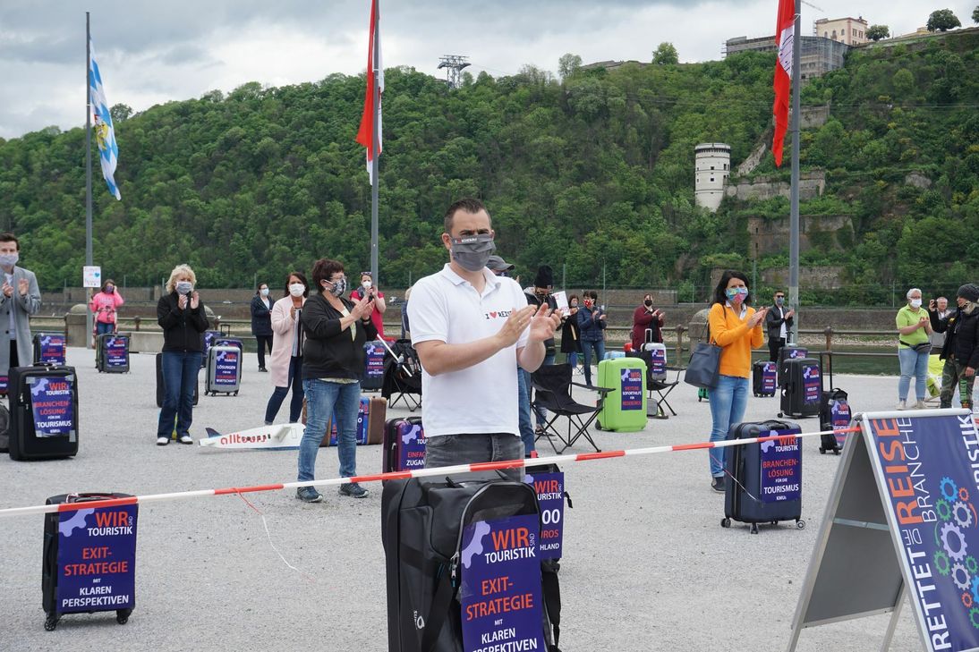 Impressionen vom Protest "Rettet die Reisebüros" am Deutschen Eck. Fotos: Kruft