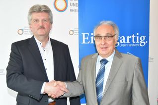 Andreas Imig und Fritz Linn (neuer und alter Obermeister der Innung.