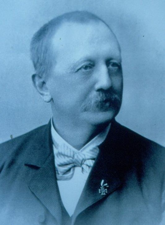 Porträt Theodor Hoffmann.