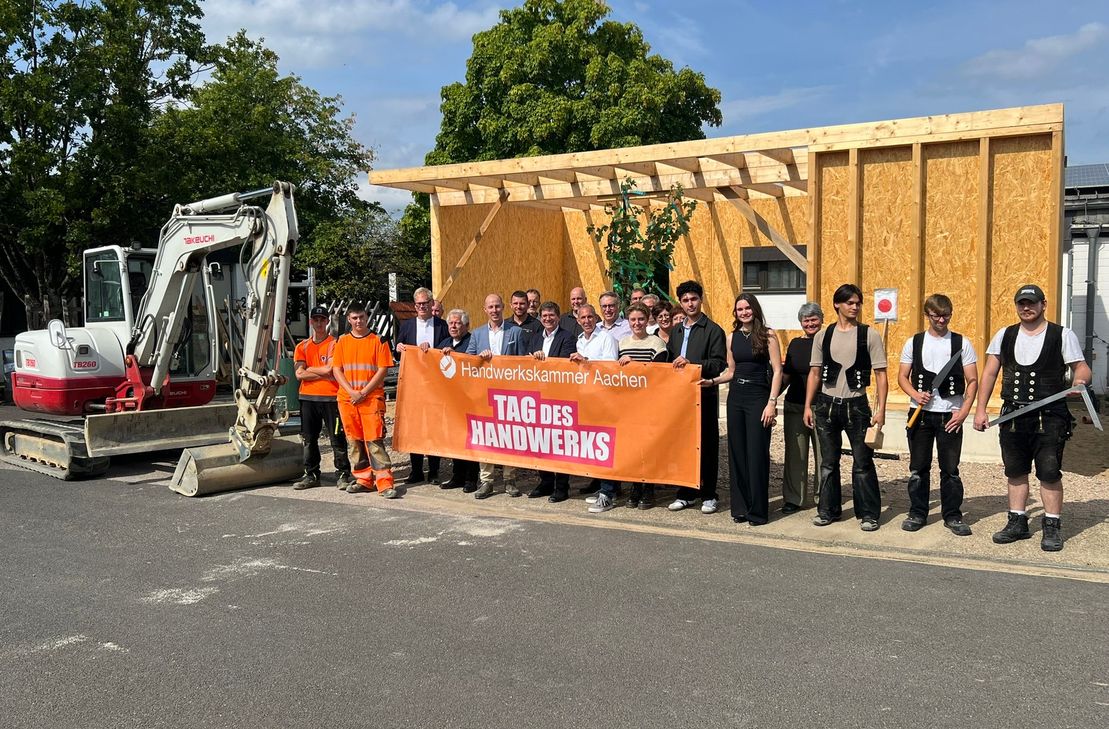 Mehr als 40 Mitmachstationen und zahlreiche spannende Informationen locken zum »Tag des Handwerks« ins Simmerather BGZ.