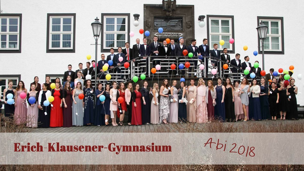 Mit bunten Luftballons verabschiedeten sich die Abiturienten vom Erich-Klausener-Gymnasium Adenau. 64junge Frauen und Männer legten dort in diesem Jahr ihre Reifeprüfung ab. Foto: privat