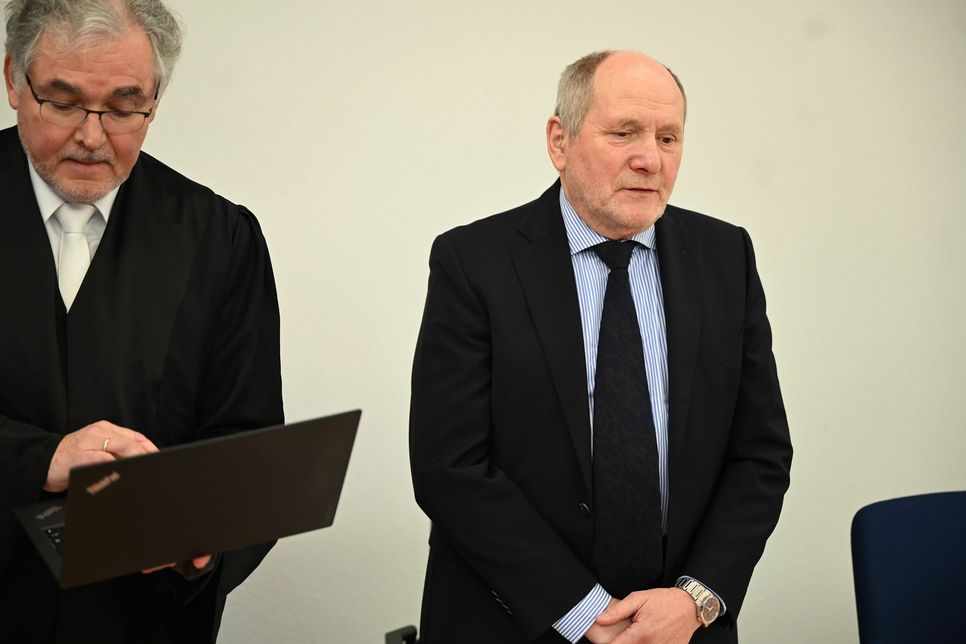 Verliert seine Pensionsansprüche und muss in Haft: Ex-Finanzminister Ingolf Deubel. Foto: Walz