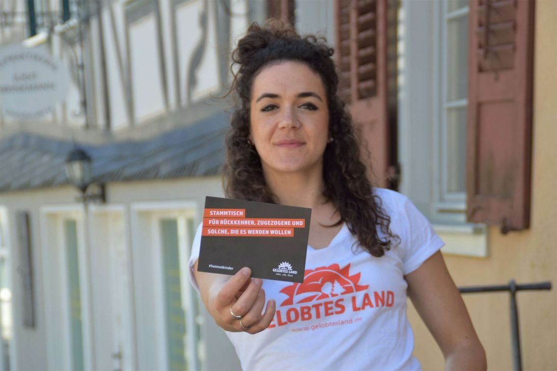 Die Projektleitung hat Hannah Wagner inne, sie lädt im Rahmen der Kampagne Gelobtes Land zum Stammtisch für Rückkehrer ein. (Foto: ReWi Rhein-Hunsrück)