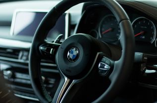 Symbolfoto eines BMW-Interieurs