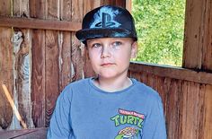 Damon ist ein fröhlicher cooler Junge - der rund um die Uhr auf die Hilfe seiner Eltern angewiesen ist. Für die Familie ist das eine große Herausforderung. Der Förderverein Lützelsoon hat deshalb eine Spendenaktion gestartet und bittet um Mithilfe.