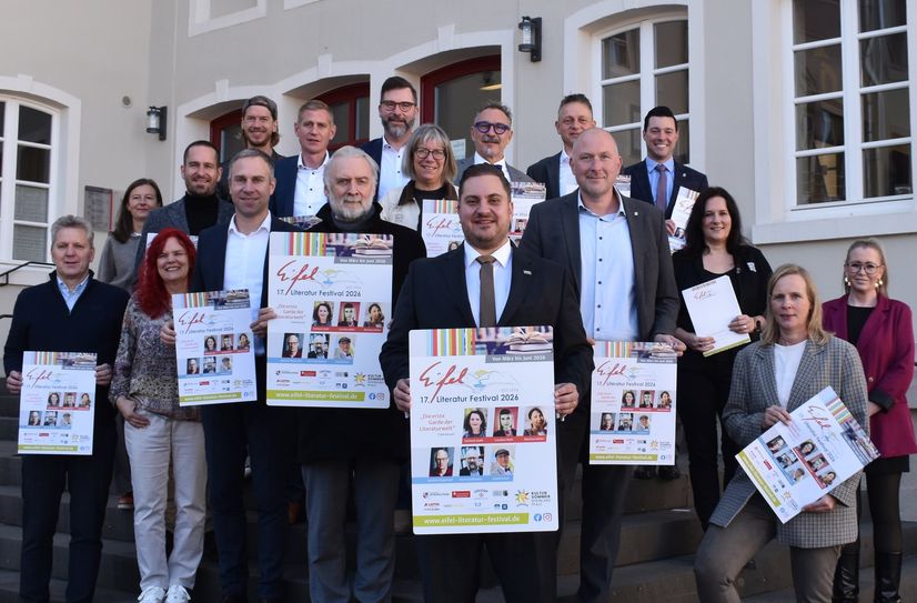 Pressekonferenz nach Maß mit einem Großaufgebot an Partnern, Sponsoren und Medienvertretern.