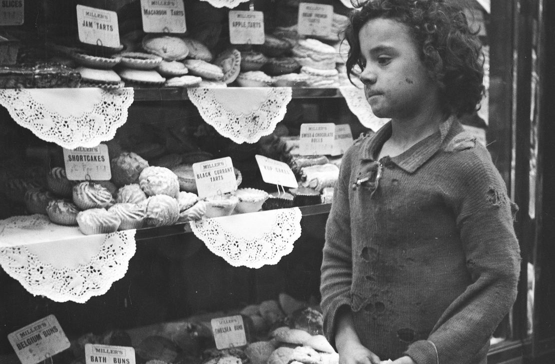 Edith Tudor-Hart, London 1935; Estate Suschitzky Family courtesy Fotohof archiv