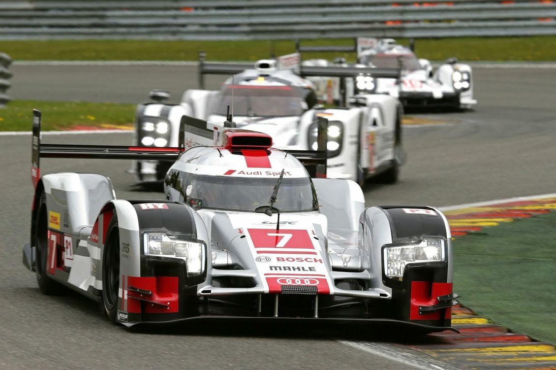 Der Audi R18 e-tron quattro der Tabellenführer Marcel Fässler, André Lotterer und Benoît Tréluyer. Foto: Audi