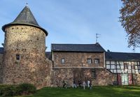 Geheimnisvolle Orte wurden auch in Kall, Euskirchen und Nettersheim besucht.