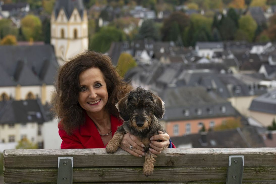 In ihrem Adventskalender möchte Andrea Behling den "Engeln der Flut" ein Gesicht geben. Foto: privat