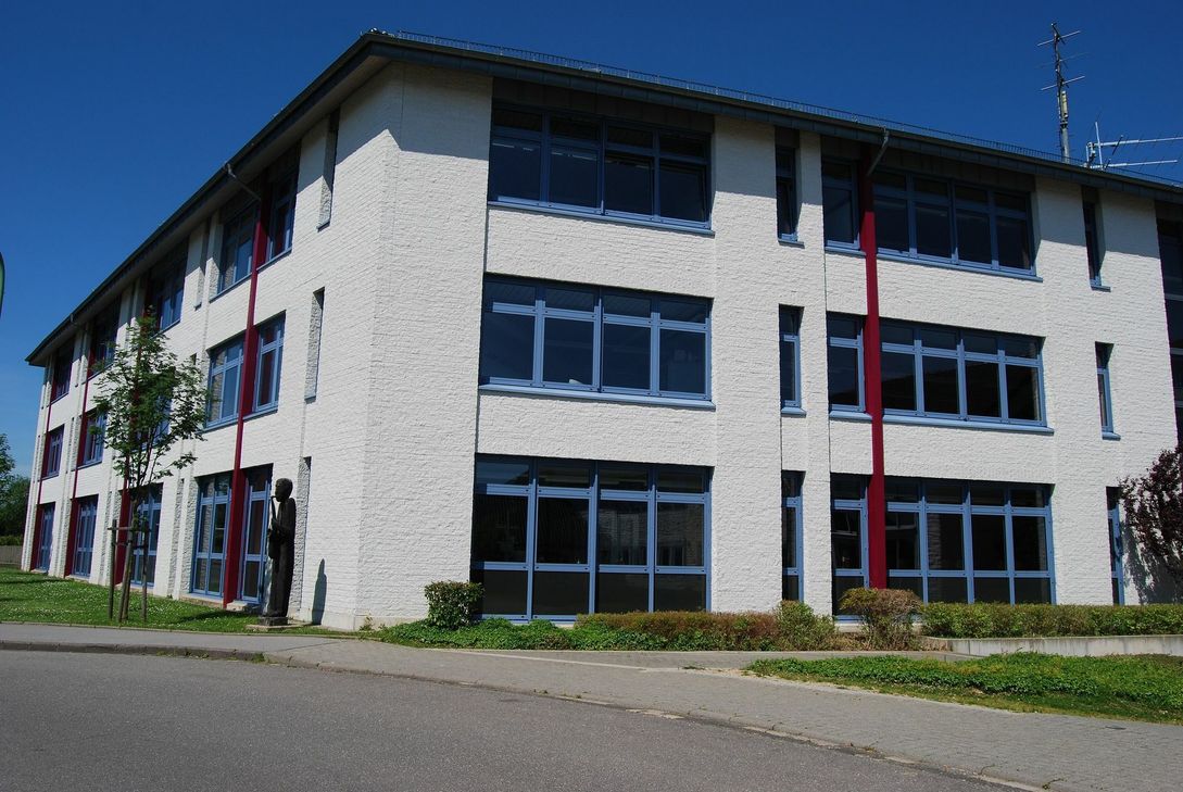Fünftklässler können sich in den nächsten Tagen am St. Michael-Gymnasium anmelden. An der Sekundarschule werden unterdessen noch Nachmeldungen erwartet.