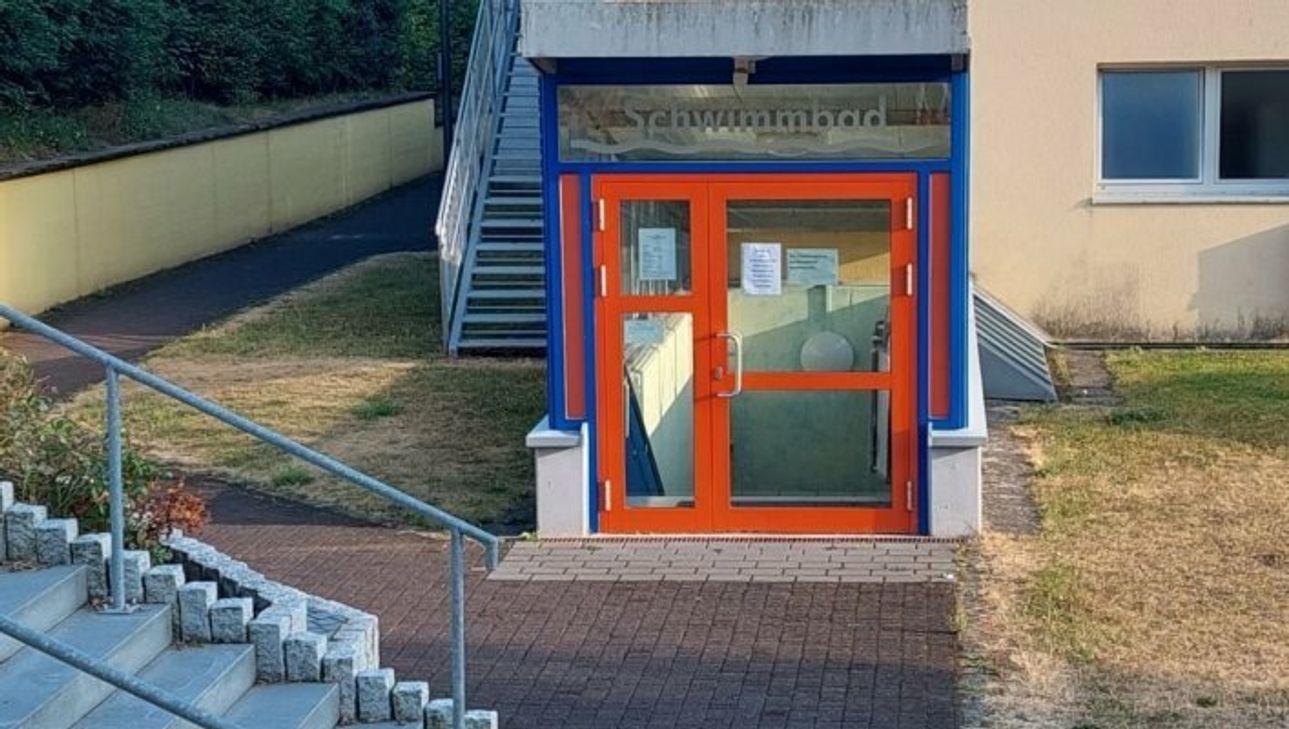 Das Lehrschwimmbecken in Hillesheim bleibt vorerst geschlossen.