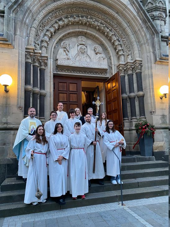 Erstmals seit langer Bauzeit fand an Heiligabend wieder ein Gottesdienst in der nahezu fertiggestellten Rosenkranzkirche statt.