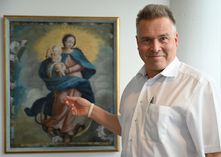 Dr. Peter Schweikert-Wehner, alias Kirchenkunstautor „Tryptychon“ mit dem „Marienbild“ von Gemünd, ein Werk, das um das Jahr 1600 vielleicht in „Teamwork“ auf der Kölner Schildergasse entstanden ist.