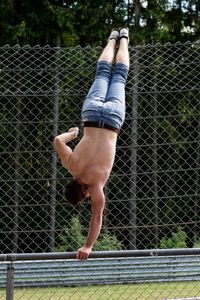 ... ach, macht er ja wirklich.