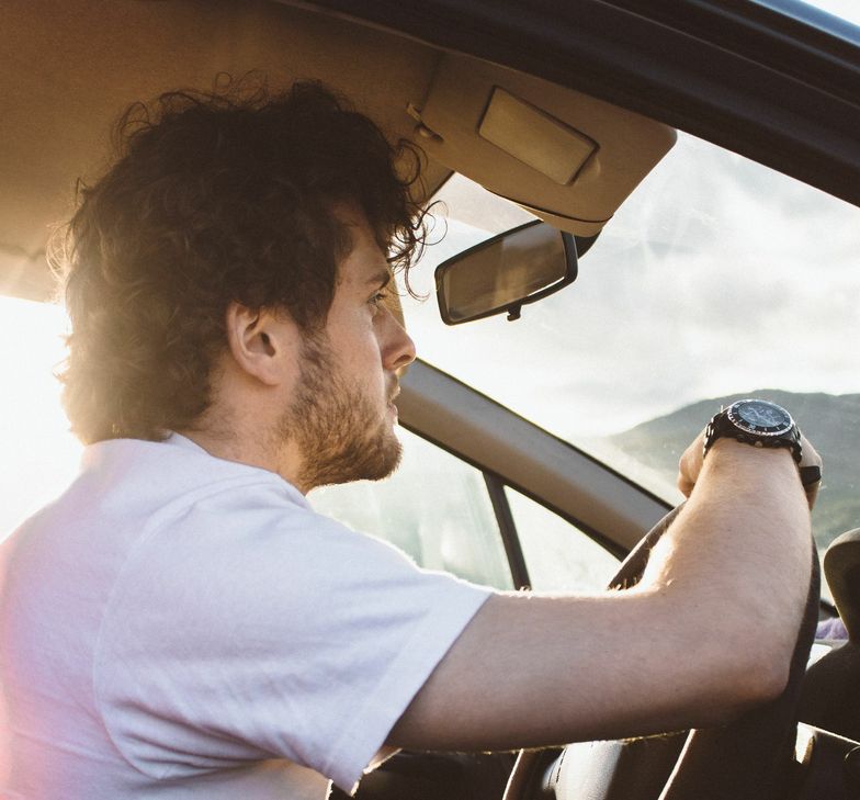 Autogottesdienst statt Auto-Kino: Die Evangelische Kirchengemeinde Guldenbachtal lädt zu einem Autogottesdienst ein.