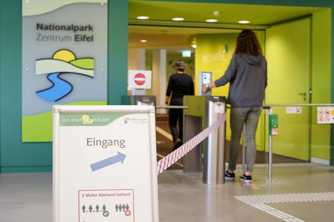 Die Ausstellung „Wildnis(t)räume“ ist ab sofort wieder geöffnet.