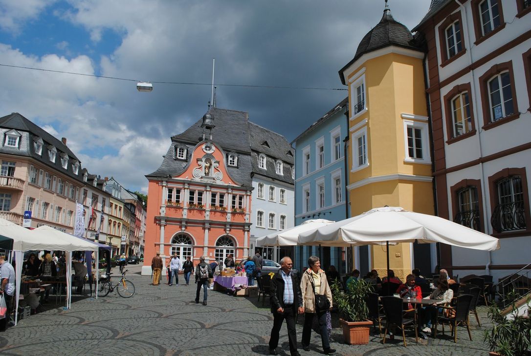 Der Countdown zür Säubrennerkirmes findet zeitgleich mit dem neuen Wittlicher Genussmarkt statt. Hier gibt es viele Leckereien zu entdecken - und das gleich doppelt.