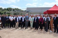 Ministerpräsidentin Malu Dreyer, die Landräte der Kreise und der Oberbürgermeister der Stadt Trier Wolfram Leibe nach dem Spatenstich.