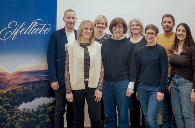 Die Gründungsmitglieder (v.l.): Johannes Born, Nicole Hayer, Christiane Diewald, Melanie Schermann, Andrea Theisen, Judith Kaufmann, Marius Liel, Chiara Adams - es fehlt Philipp Gerhards.