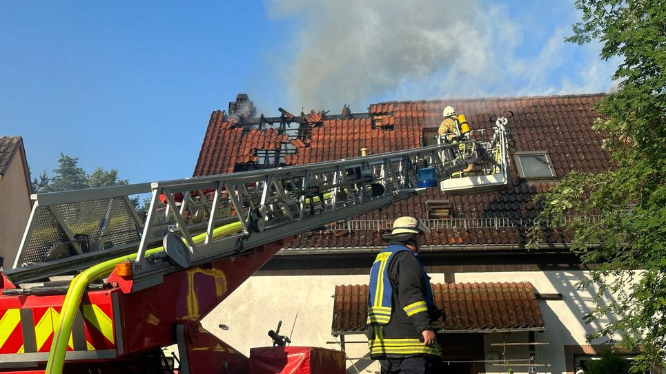 Aus Kaminbrand wurde Dachstuhlbrand.
