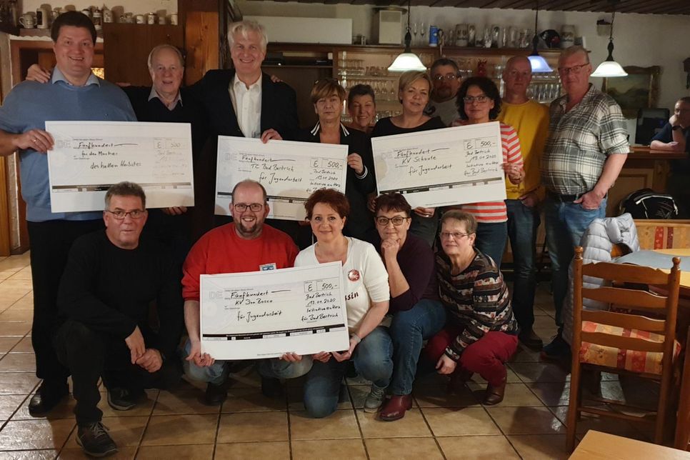 Beim etwas anderen Dreikönigstreffen in Bad Bertrich wurden Spenden in Höhe von 2.000 Euro verteilt.