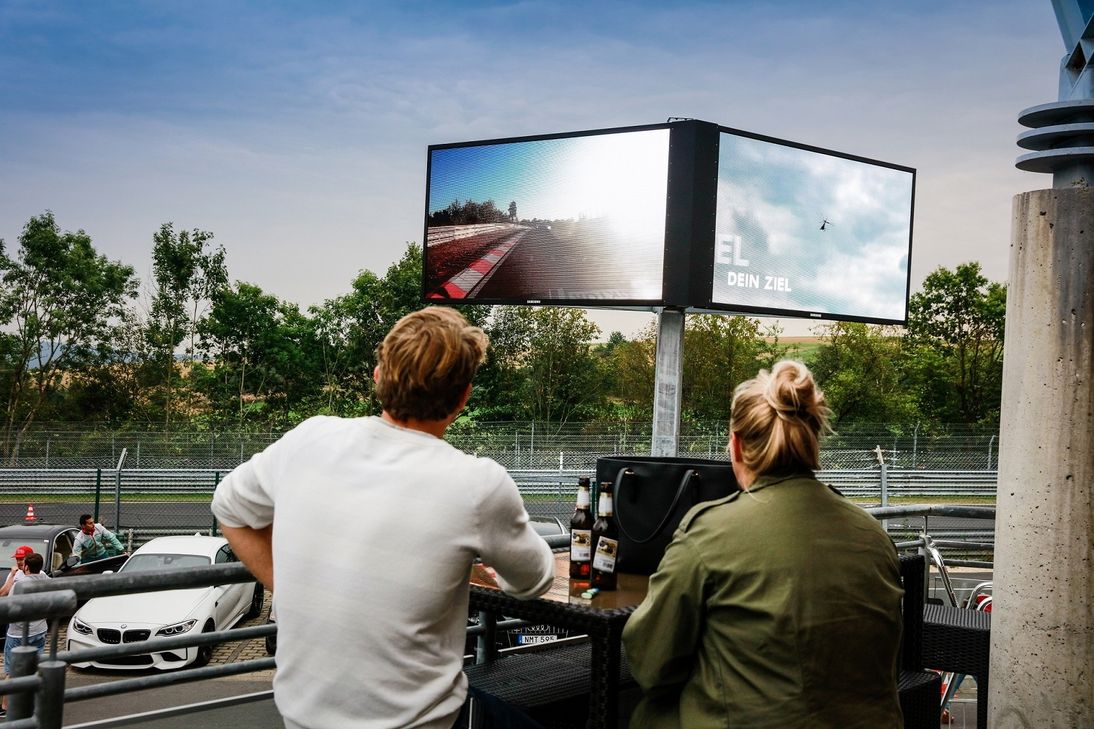 Die neuen Videowände am Nürburgring. Fotos: Nürburgring