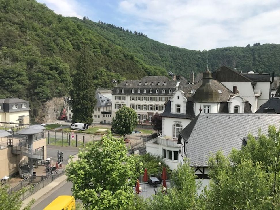 In einer Reha-Klinik in Bad Bertrich soll es mehrere Corona-Infektionen geben.