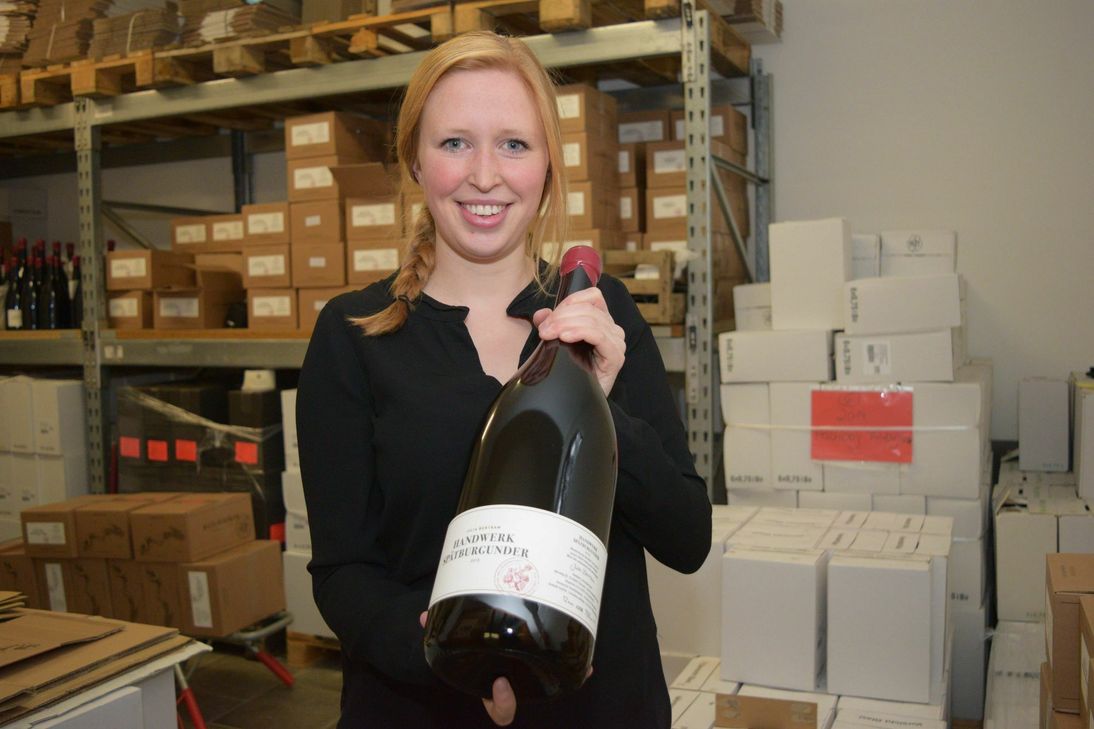 Fünf verschiedene Lagenweine, zwei Ortsweine und zwei Gutsweine bietet Julia Bertram an. Foto: Nolden