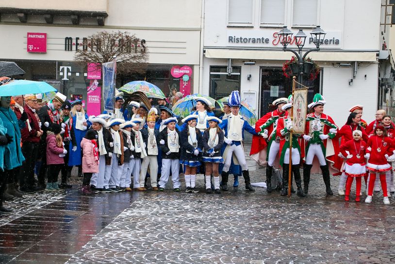 Schunkeln gegen die Kälte.