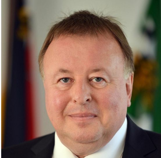 Ex-Landrat Jürgen Pföhler