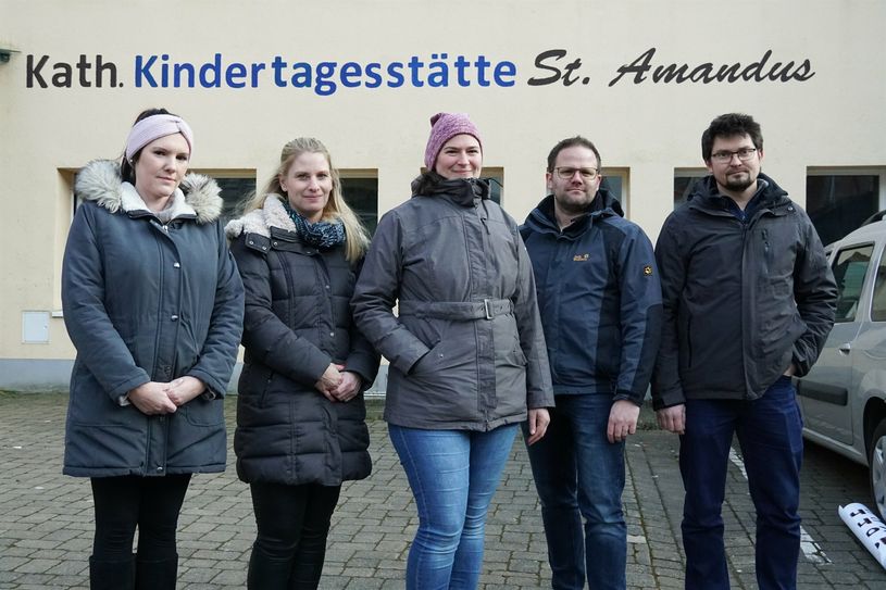 Sie sind Sprachrohre der Eltern, die sich nicht ausreichend informiert und gehört fühlen: Desiree Planche, Silke Corban, Janine Gerhard, Stephan Müsch, Arne Döpke