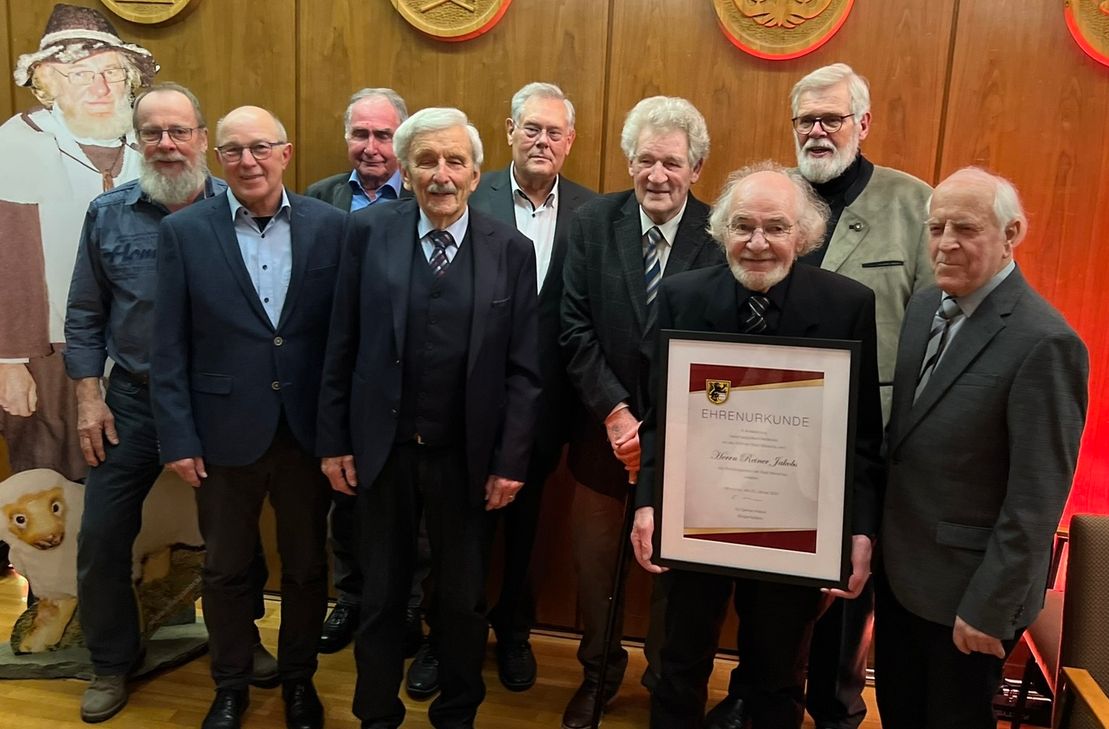 Reiner Jakobs und seine Helferschar.