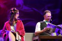 Isabell (Kiefer) &amp; Francois (Rischard) -  Impressionen von der ersten Sitzung der KG Heuschreck 1848 in der Trierer Europahalle.