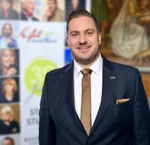 Dr. Johannes Zierden (38), Richter, tritt im Rennen um das Amt des Landrats an.