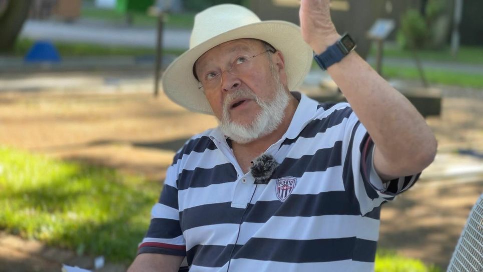 Manni kallt über die schönste Sprache der Welt.