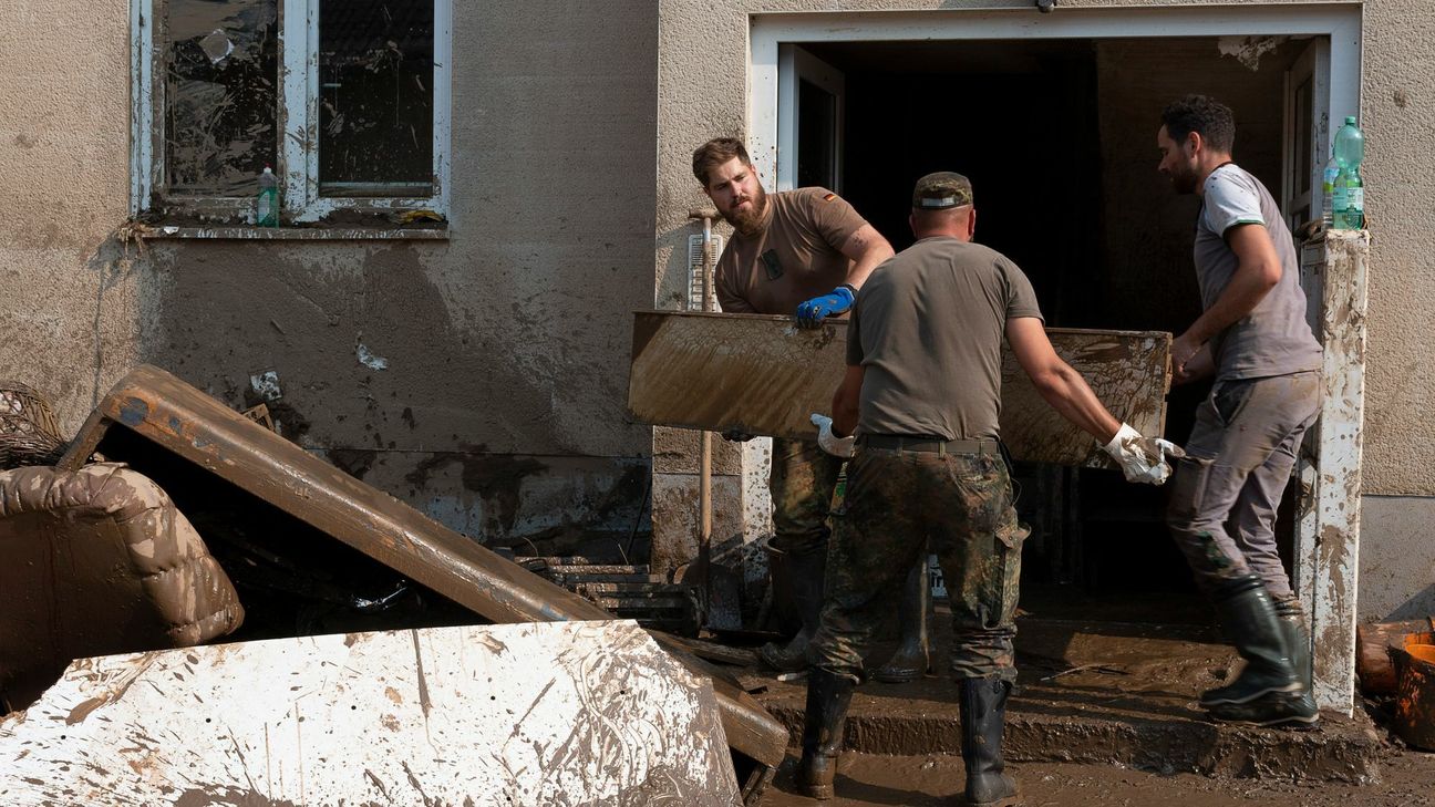 "Helfende Hände" des Zentrum Operative Kommunikation der Bundeswehr in Mayen.