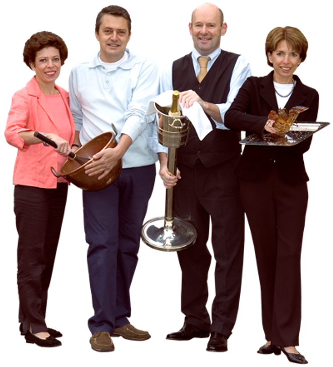 Doris Mullaert-Lentz,Philippe Mullaert, Luc Van Winckel und Ursula Van Winckel-Lentz (das Foto entstand Mitte der 2000er Jahre) gehen in den Ruhestand und schließen das Restaurant Fringshaus.