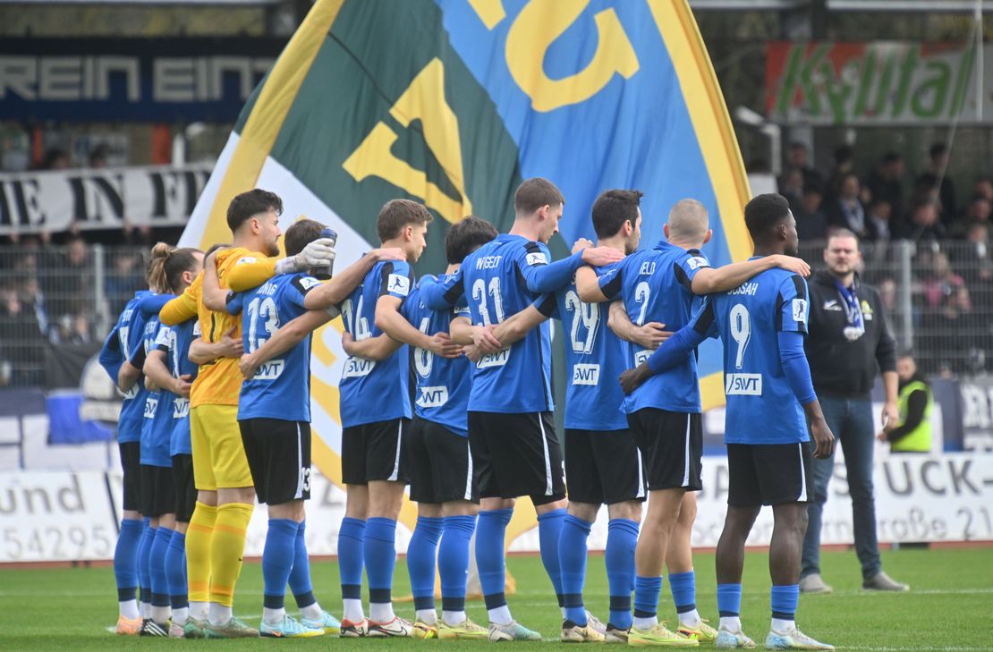 Eintracht Trier holt späten Auswärtssieg beim FC Homburg.