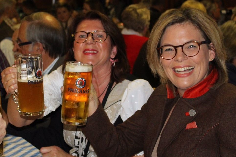 Julia Klöckner fordert: Mehr Pfand auf Bierflaschen.