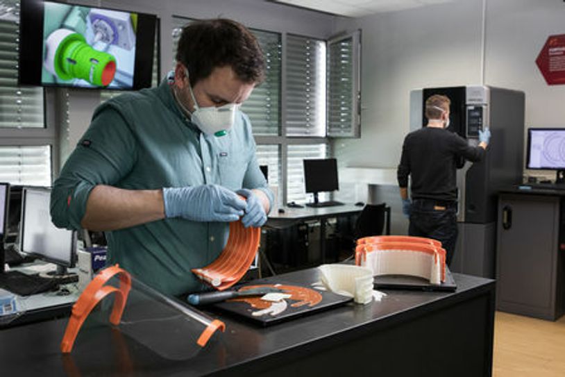 Die Hochschule Trier unterstützt das Trierer Klinikum Mutterhaus mit Gesichtsschutz für die Intensivmedizin.