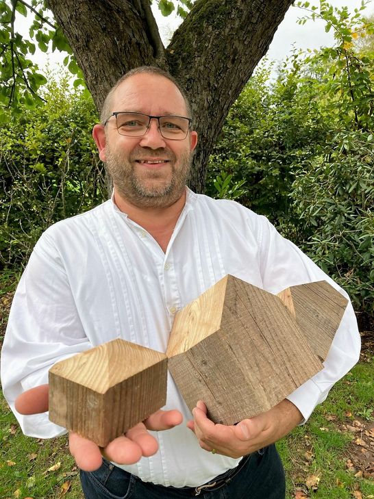 Kreativer Schreinermeister: Joachim Drautzburg. Foto: privat