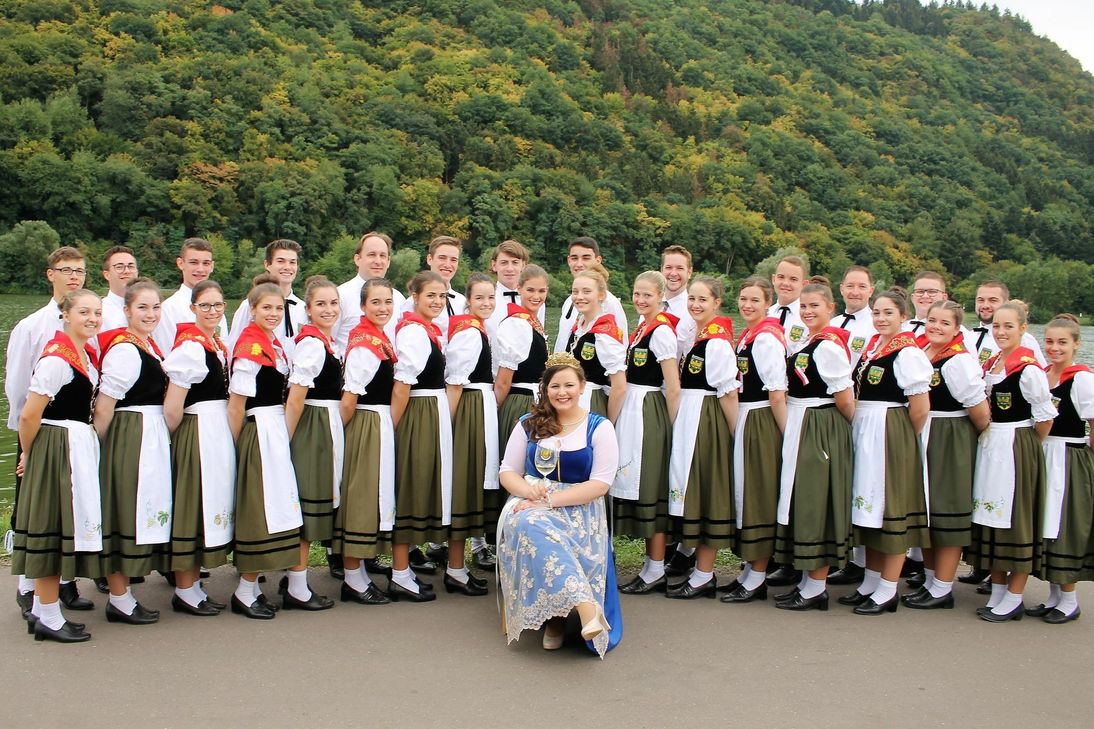 Die Winzertanzgruppe aus Mehring. Foto: Verein
