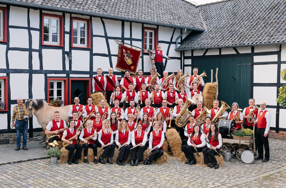 Mit einem Konzert am Samstag, 8. Juni,  auf dem Dorfplatz läutet der Musikverein »Eintracht« Konzen seine Feierlichkeiten zum 150-jähriges Bestehen ein.