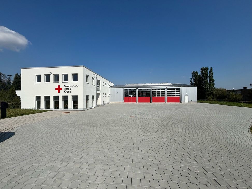Das ist das neue DRK Zentrum im Brauhecker Industriegebiet.
