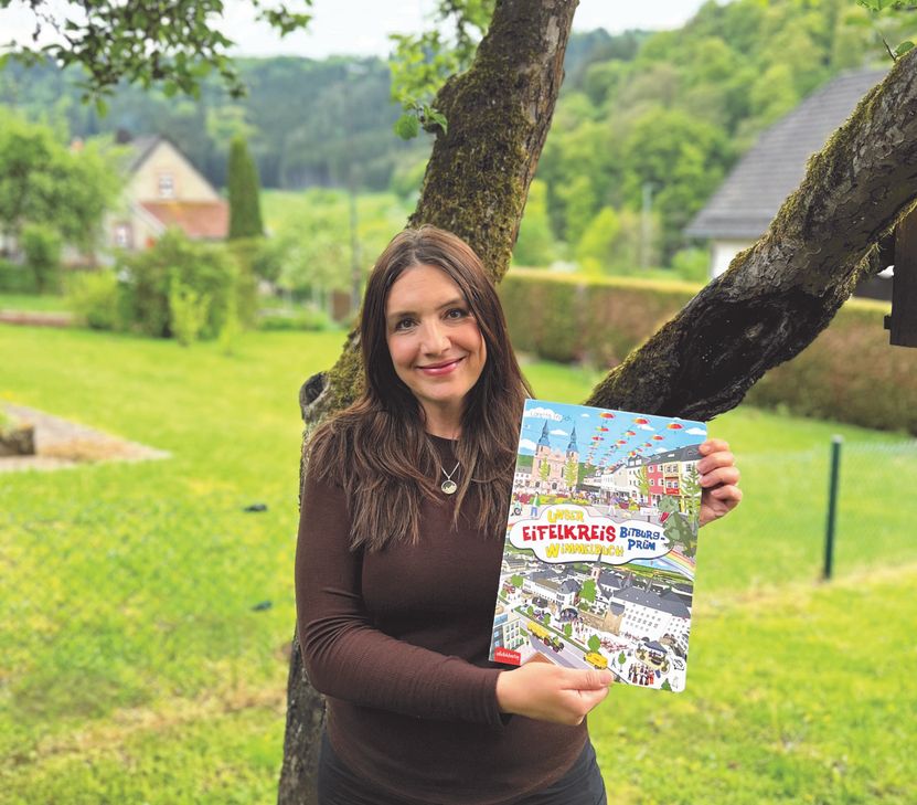Loretta Englich widmet sich in ihrem Wimmelbuch den Besonderheiten des Eifelkreises Bitburg-Prüm. Im Interview spricht sie über Heimatgefühl und das, was für sie den Eifelkreis ausmacht.