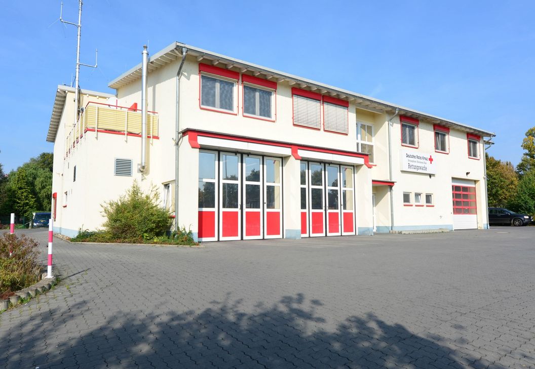 Die Integrierte Leitstelle Bad Kreuznach, die alle Einsätze von Rettungsdiensten, der Feuerwehren und des Katastrophenschutzes koordiniert, wird geschlossen.  Foto: DRK-Rettungsdienst Rheinhessen-Nahe