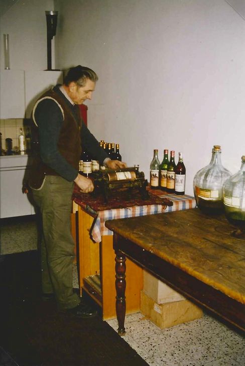 Die Herstellung von Rölbs um 1970.